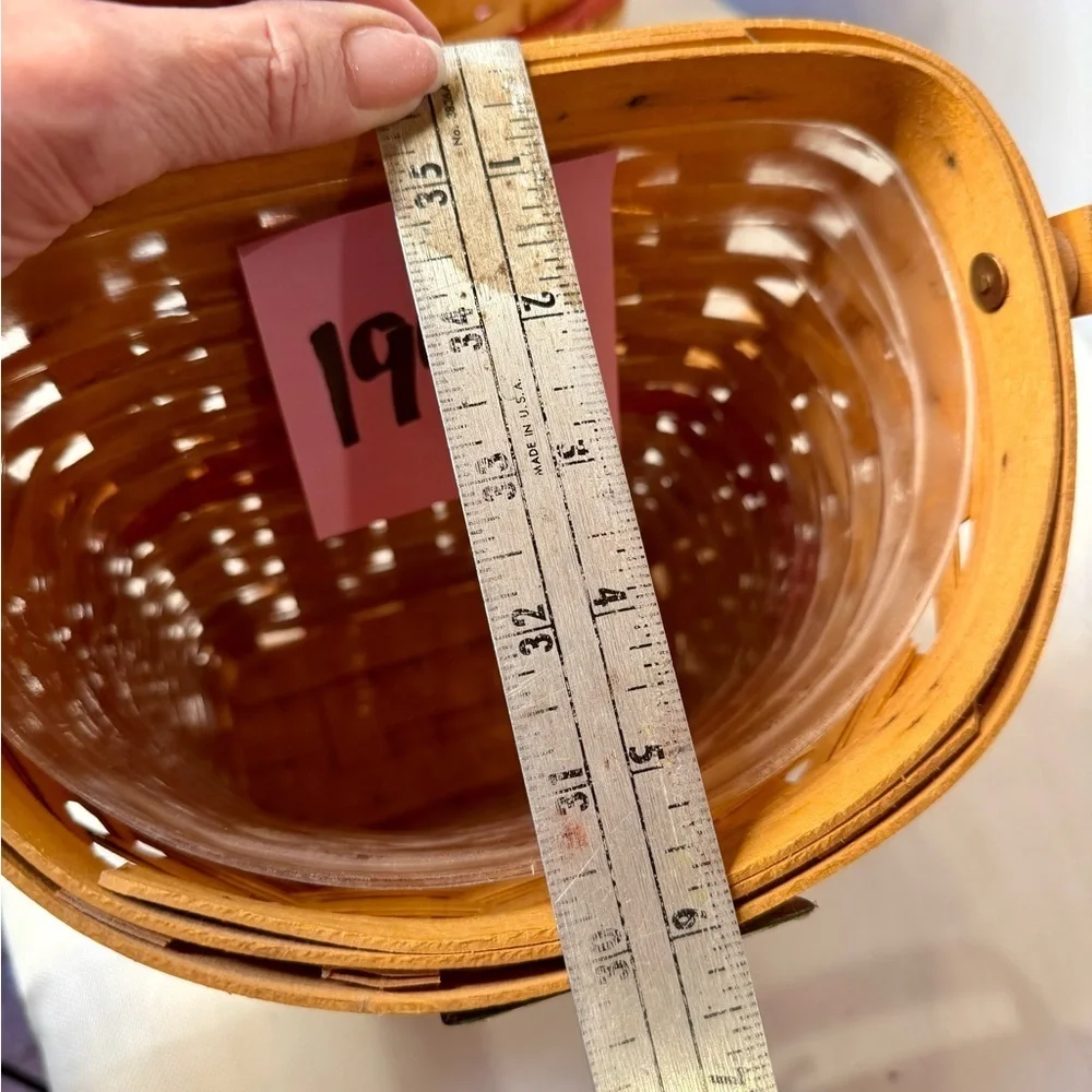 Longaberger Hand Woven Basket with Liner; Excellent condition
